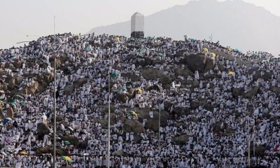 Khotbah Arafah Disiarkan dan Diterjemahkan dalam 10 Bahasa, Termasuk Indonesia