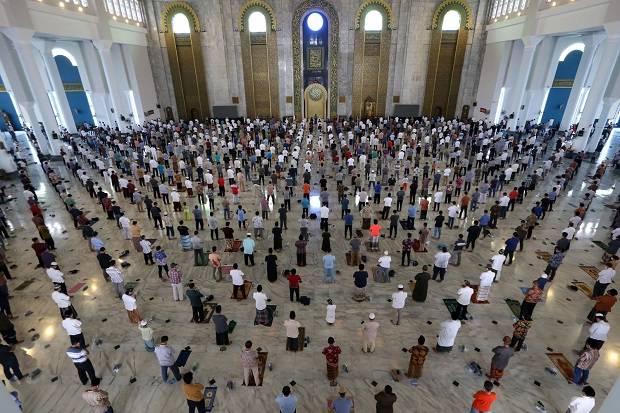 Hukum Melaksanakan Sholat Jumat Dua Gelombang, Bolehkah?