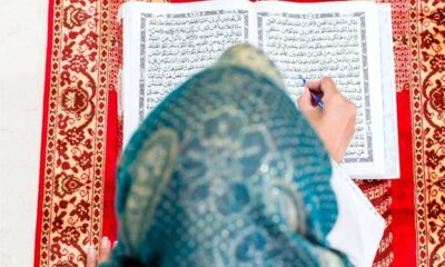 Mengajarkan Al-Quran kepada Fathimah binti Khattab