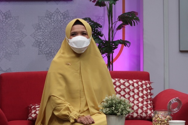 Ustadzah Lulung Siap Temani Pemirsa dalam Assalamualaikum Cinta