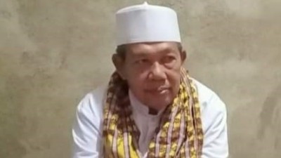 KH Ghazali Ahmadi dan Kursi KH As’ad Syamsul Arifin