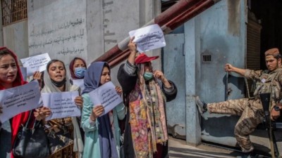 Perempuan Afghanistan Desak Pemenuhan Hak-hak kepada Pemerintah Taliban