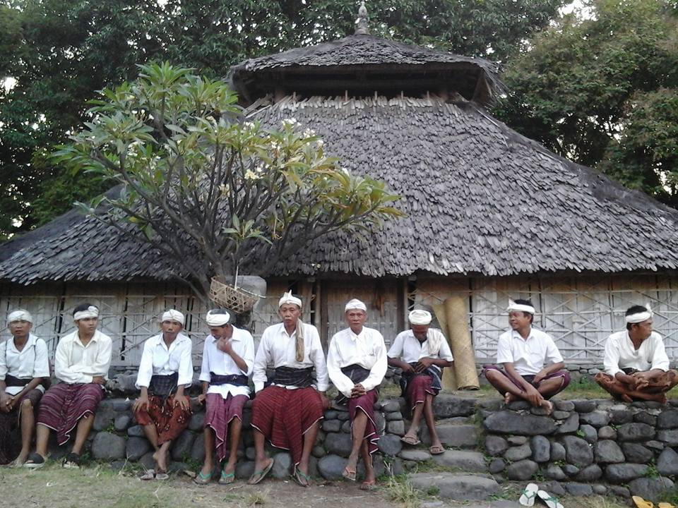 Eksistensi Islam di Pulau Lombok: Islam Wetu Telu dan Islam Waktu Lima