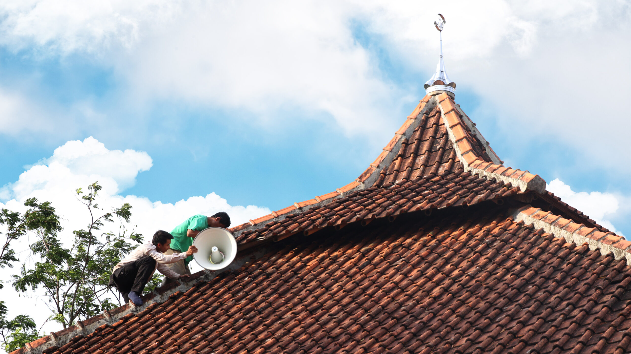 Fungsi TOA Masjid di Kampung Saya, Dari Penanda Waktu Shalat