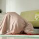 Kelamaan Sujud Sampai Tertidur, Apakah Shalat Seseorang Batal?