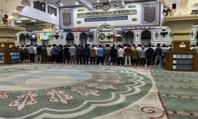 Begini Suasana Salat Tarawih Perdana di Masjid Al Azhar