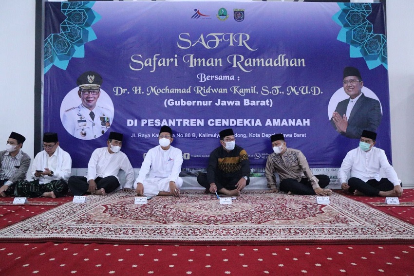 Ridwan Kamil Kunjungi Pesantren Cendekia Amanah untuk Ngaji Bersama